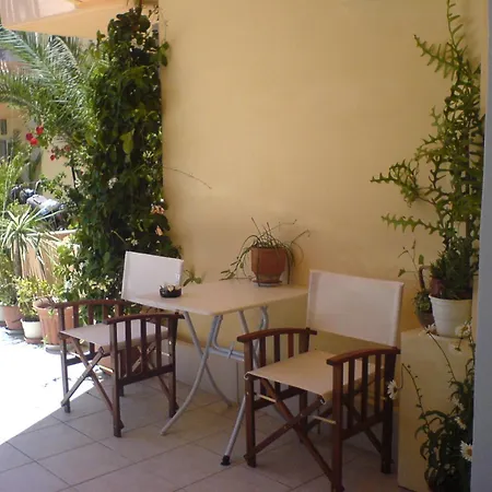 Apartment Leonidas *